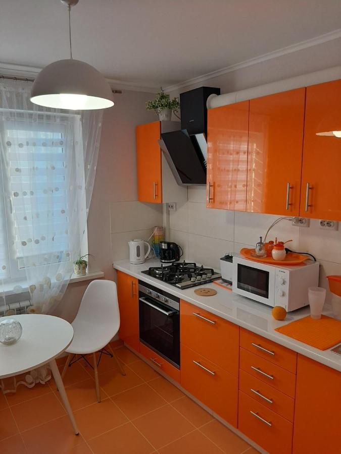 Новая Красивая Квартира. Tcherkassy Extérieur photo